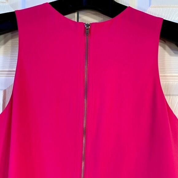 HOT PINK CREPE SHEATH LINED by NOROH SIZE SMALL - Picture 6 of 6